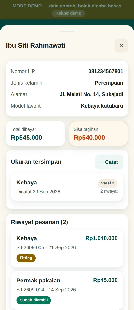 Detail pelanggan SakuJahit: ukuran tersimpan berversi, total dibayar, dan sisa tagihan